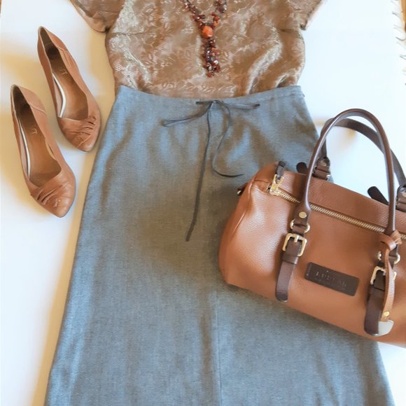 Banana Republic Dresses & Skirts - Banana Republic gray Career Skirt Stretch Size 6